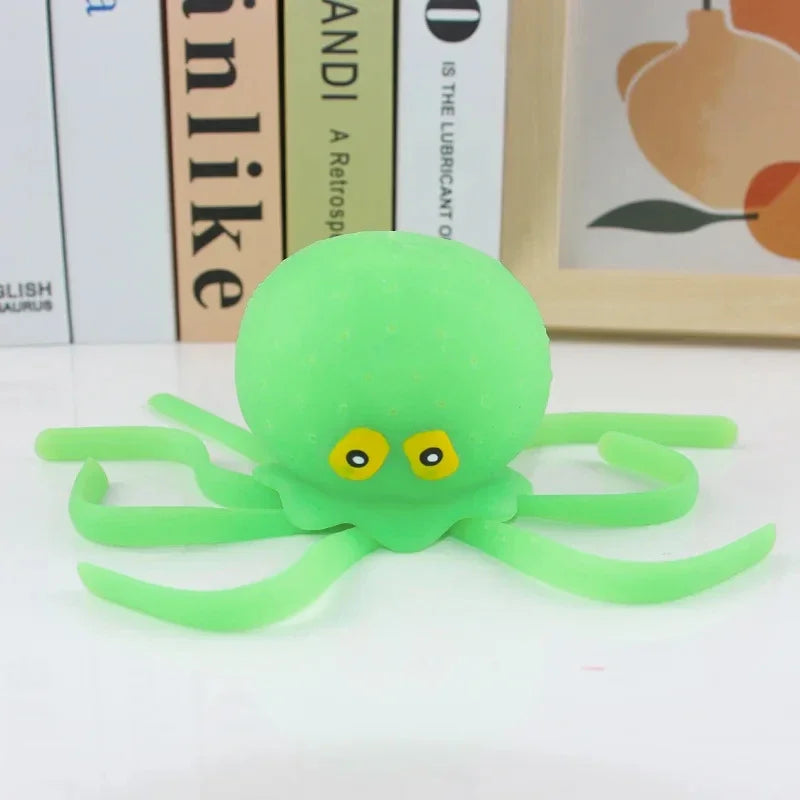 Water Squeezing Octopus